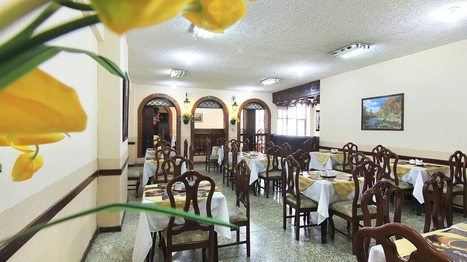Hotel Interamericano Quito 3*,