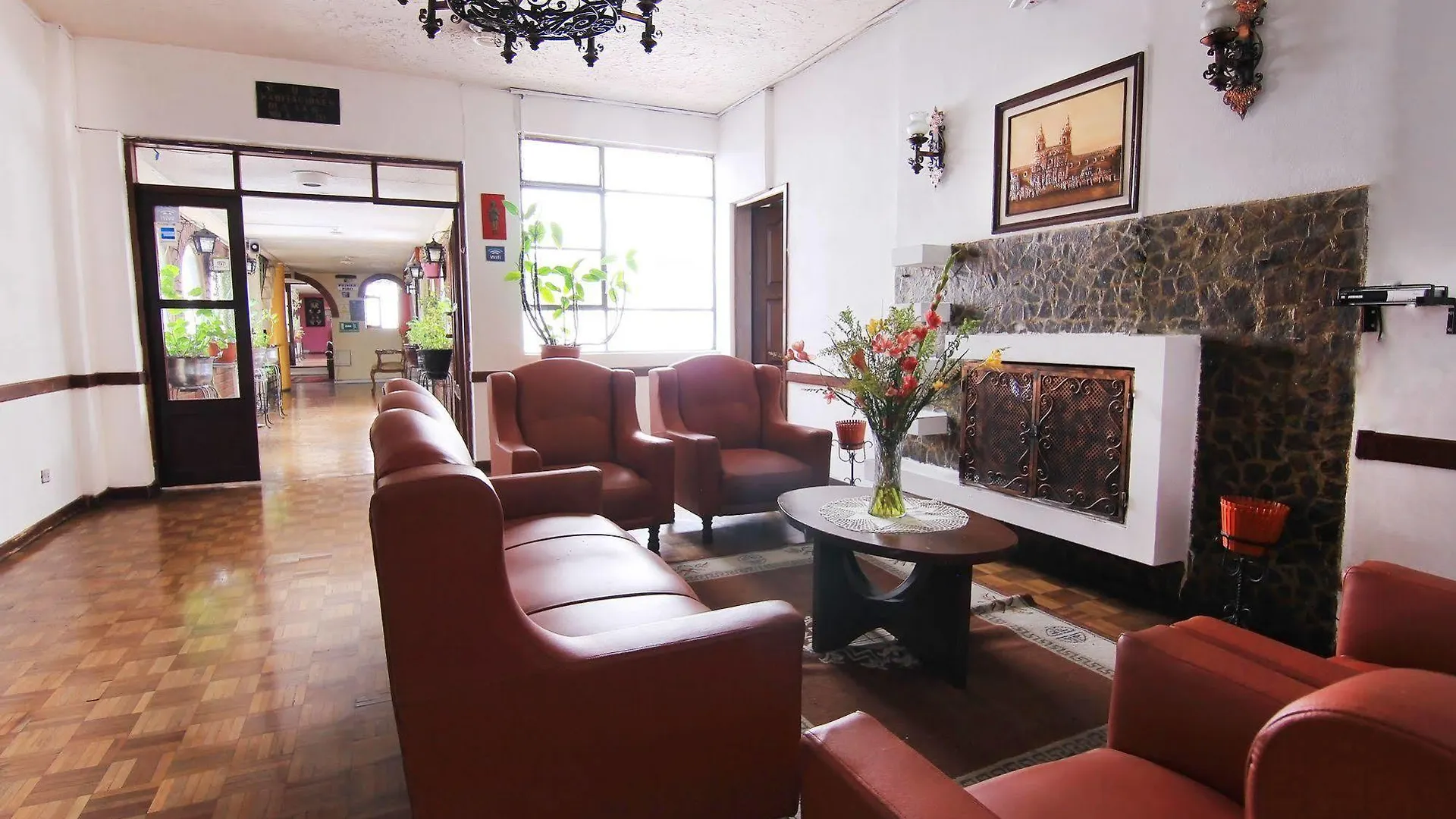 ***  Hotel Interamericano Quito Ecuador